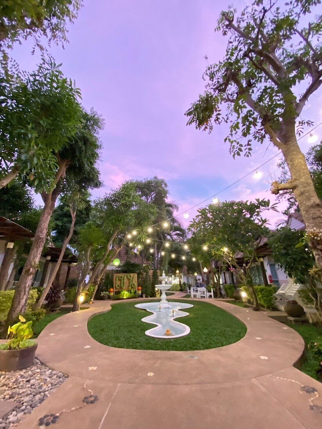 Chez Nous Boutique Resort Haad Chao Samran Extérieur photo