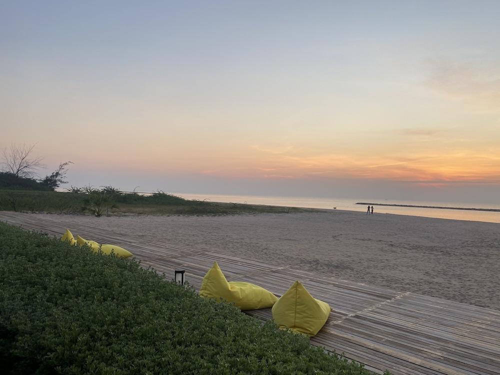 Chez Nous Boutique Resort Haad Chao Samran Extérieur photo
